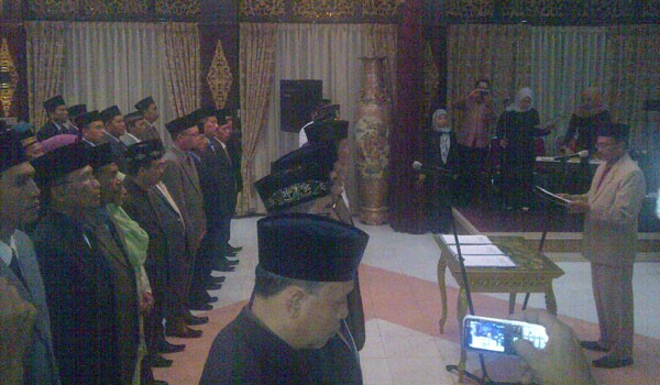 Bupati Batanghari Sinwan melantik pejabat di Pemkab Batanghari